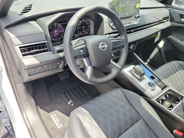 New 2026 White Nissan Platinum image 21