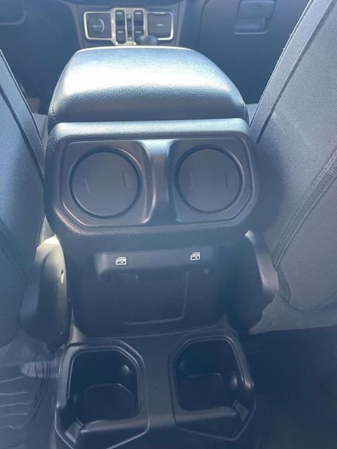 Used 2021 Blue Pearl Jeep Unlimited Sport Altitude image 14