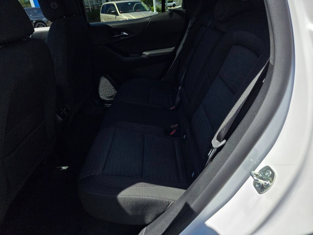 2026 Chevrolet Equinox LT - Photo 13