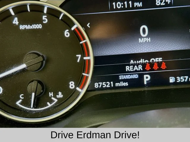 Used 2021 White Nissan S image 32