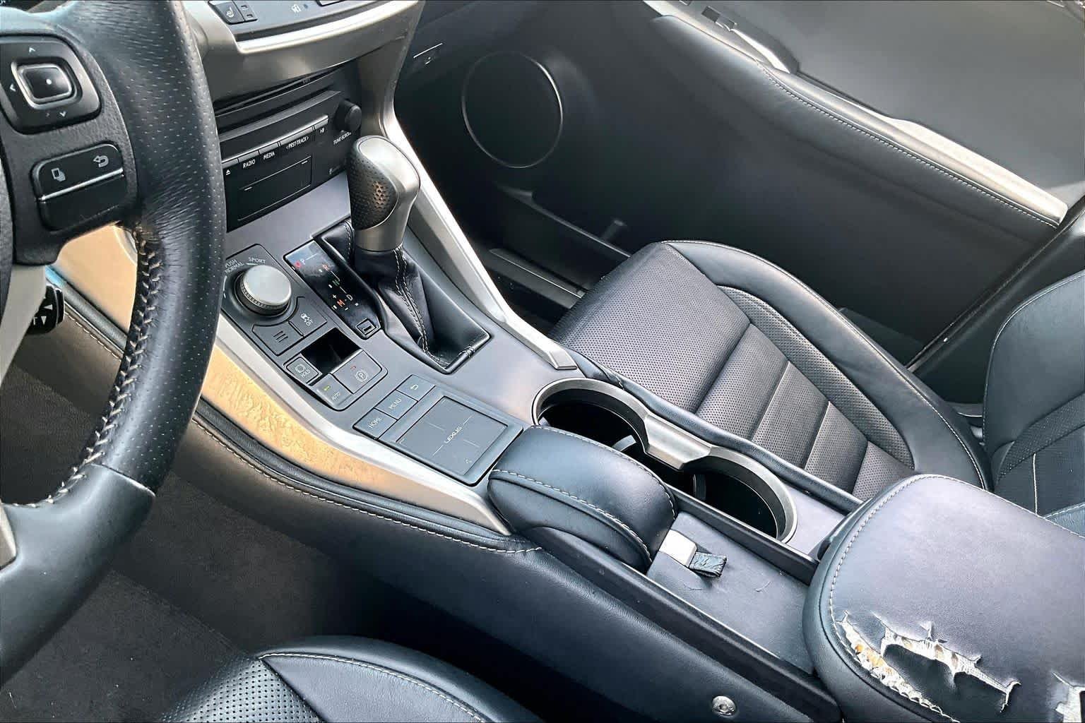 Used 2015 Atomic Silver Lexus F Sport image 15