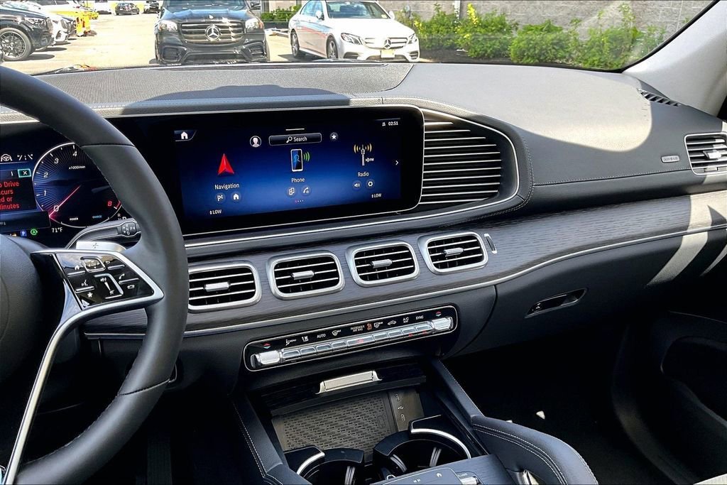 New 2026 Black Mercedes-Benz GLS 450 image 19