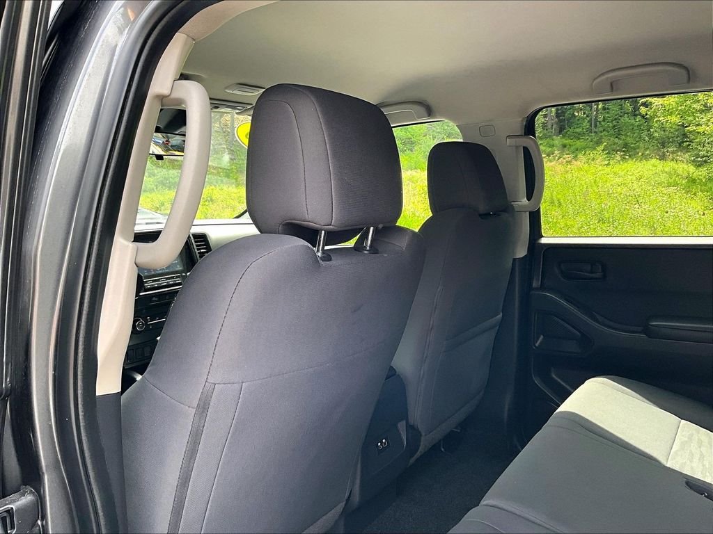 Used 2023 Gray Nissan S image 23