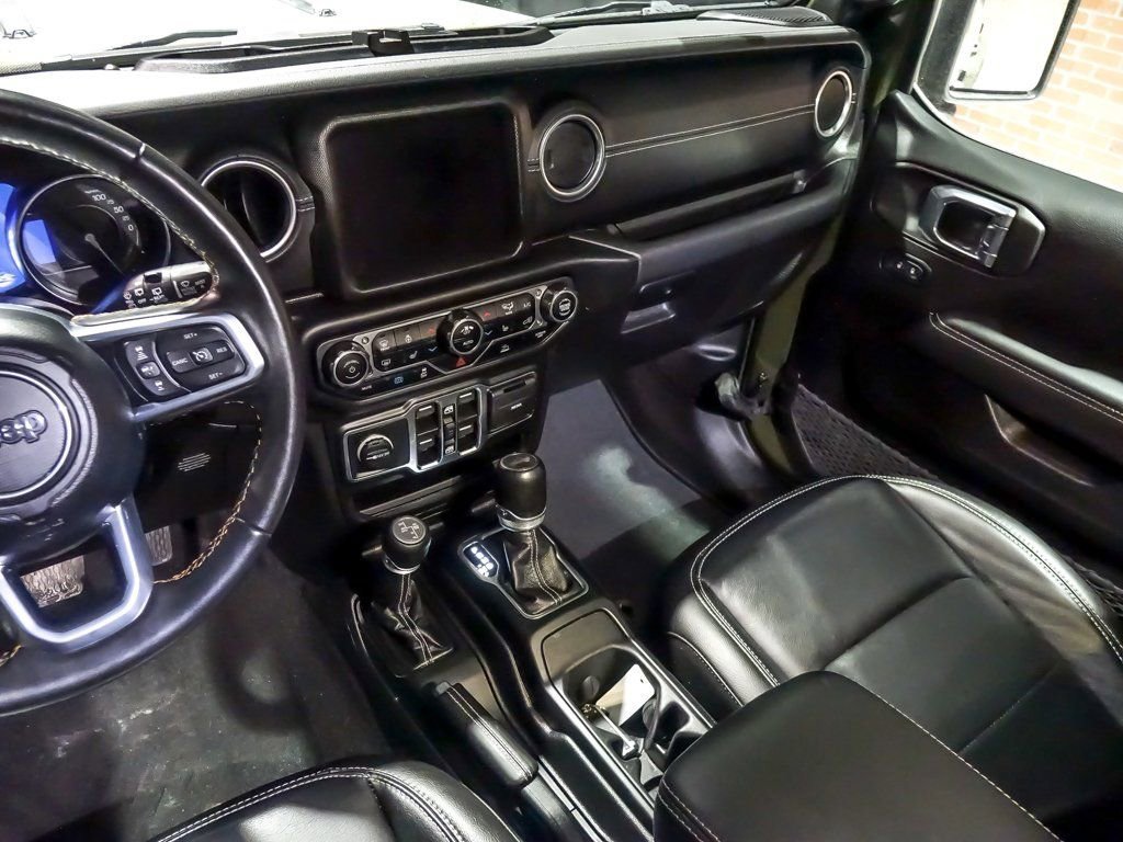 2023 JEEP WRANGLER - Image 17