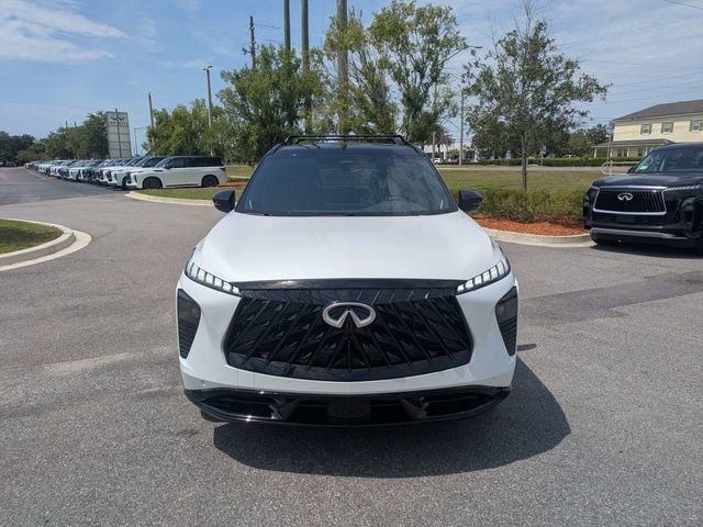 New 2027 2T RAD WHT INFINITI Autograph AWD image 8