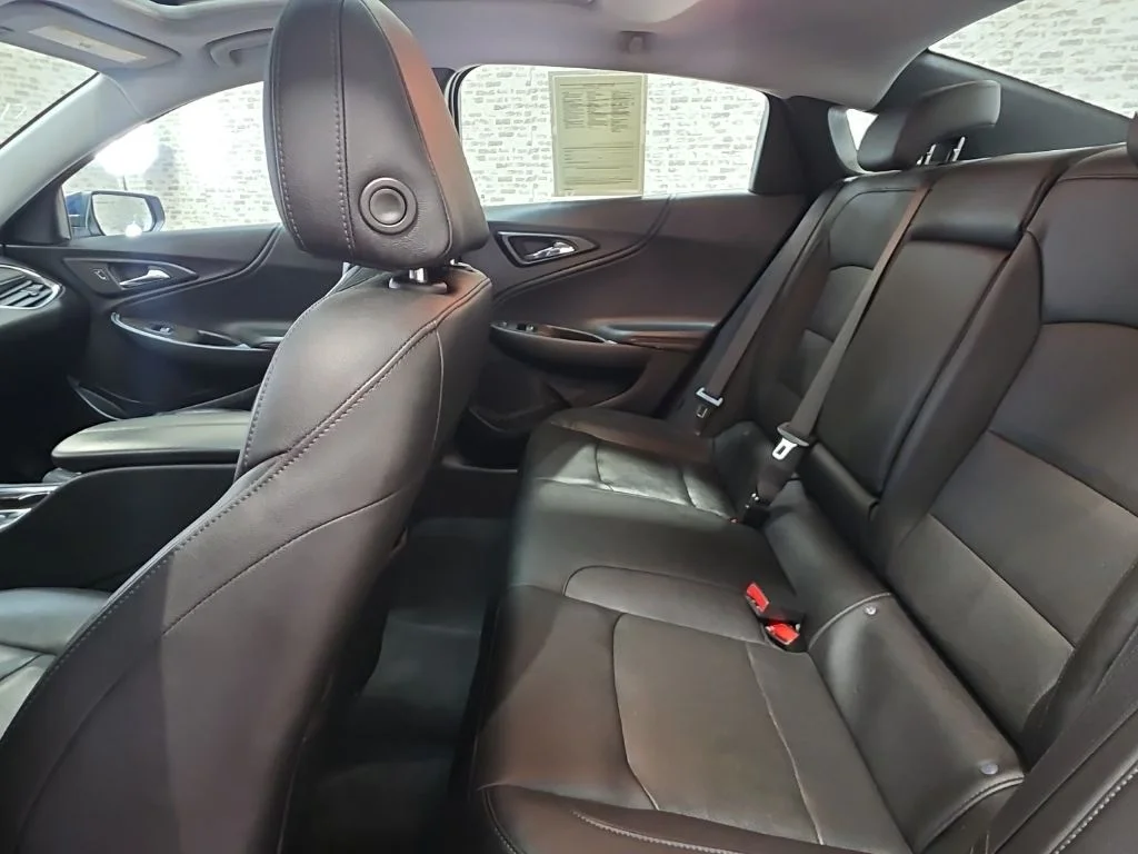 Used 2022 Blue Chevrolet Premier image 13