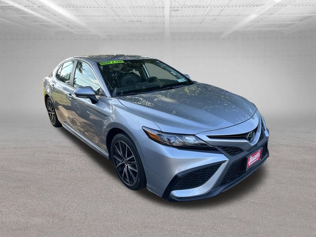 Used 2024 Silver Toyota SE image 3