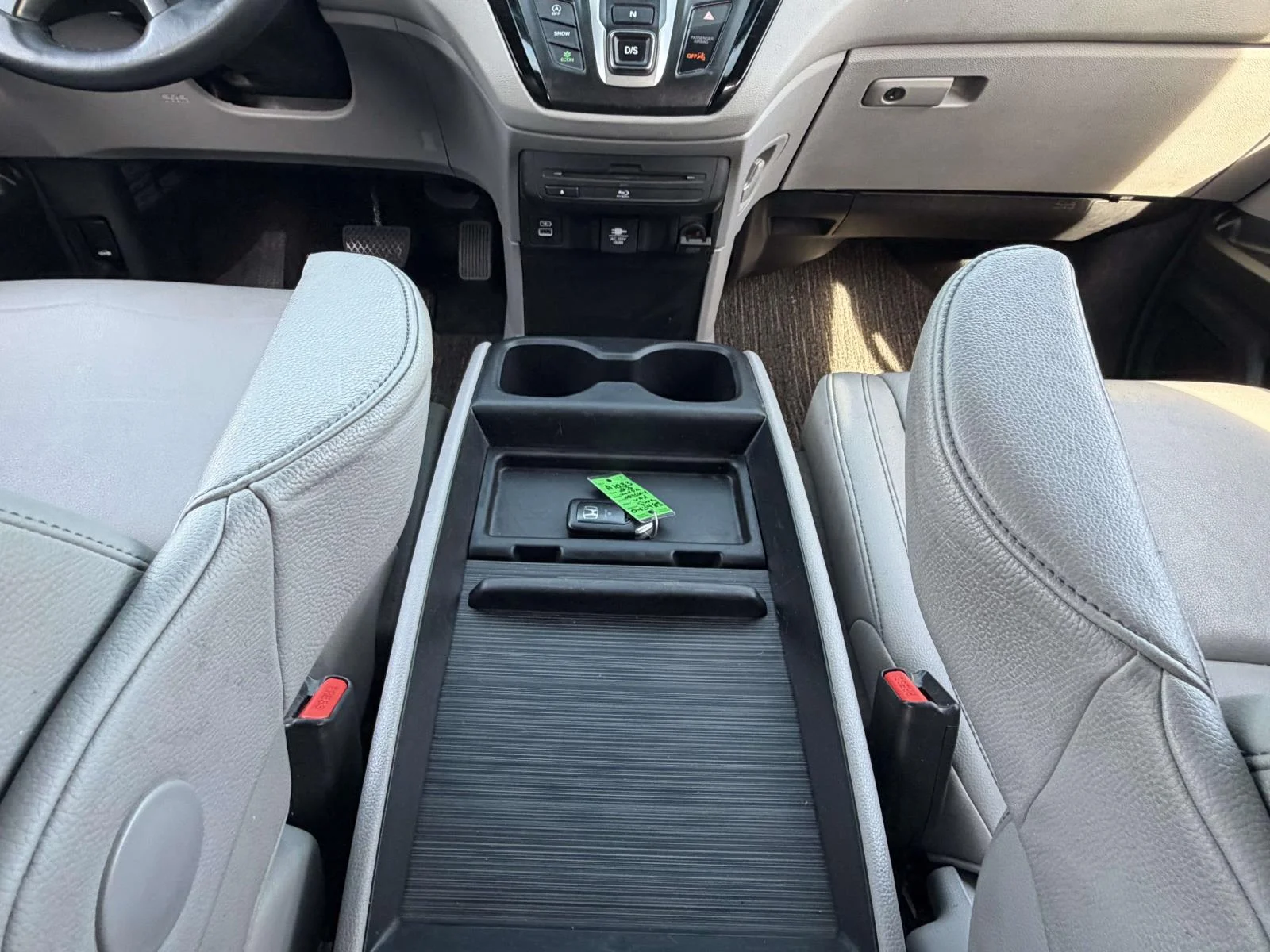 2023 Honda Odyssey Touring - Photo 22