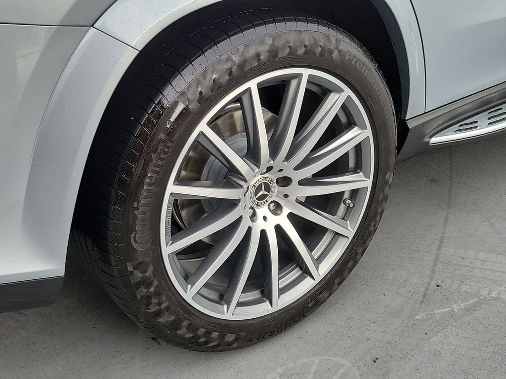 Certified Used 2025 Silver Mercedes-Benz GLS 580 image 7
