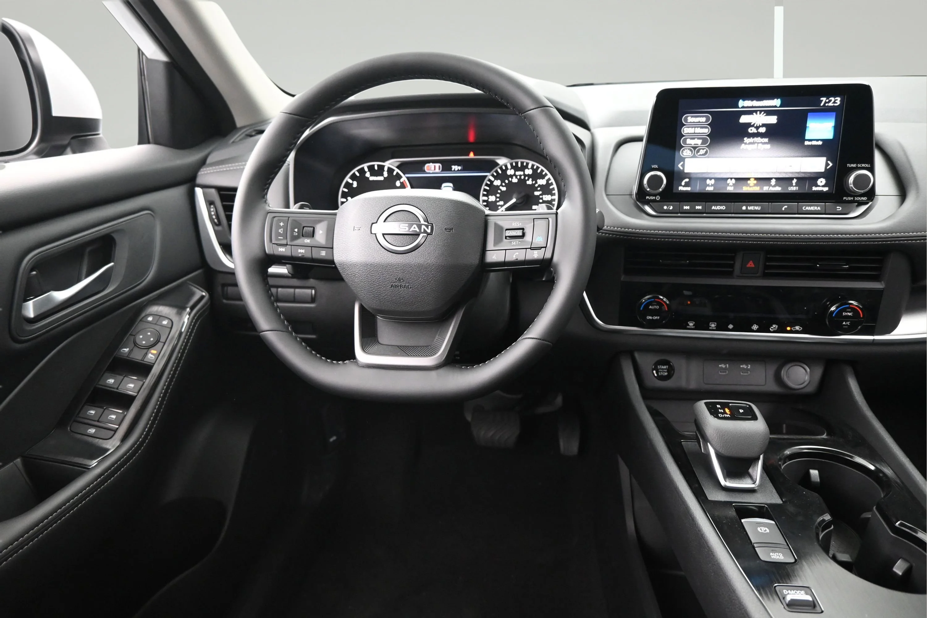 New 2026 Everest White Pearl Tricoat Nissan SV image 12