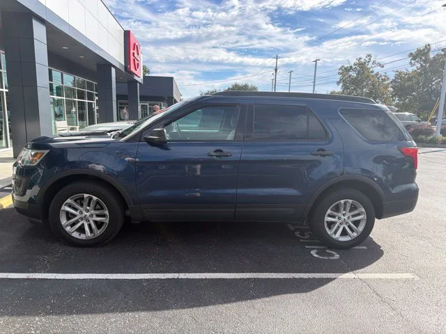 Used 2017 Blue Ford Base image 2