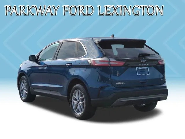Used 2024 Blue Ford SEL image 3