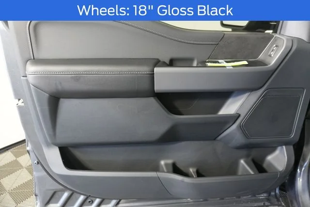New 2026 Carbonized Gray Metallic Ford XLT image 28