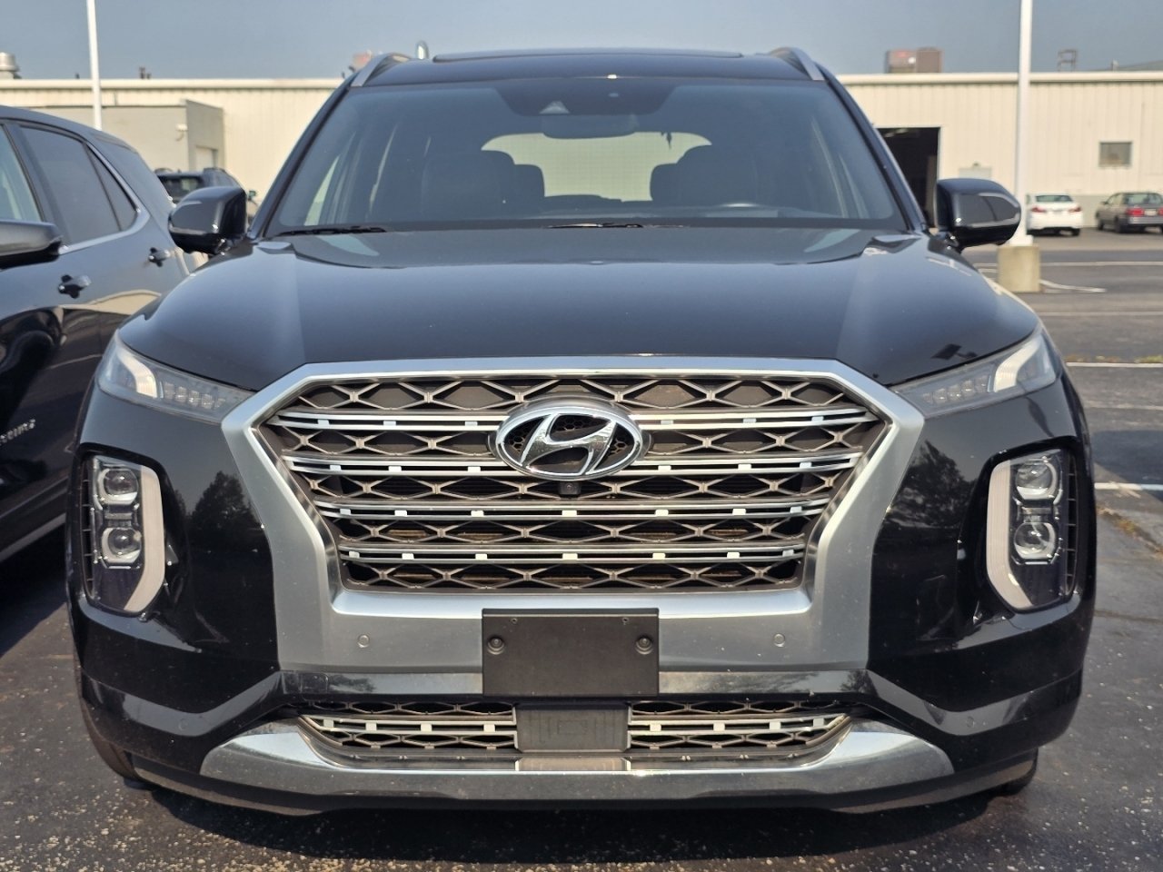 Used 2020 Black Hyundai Limited image 2