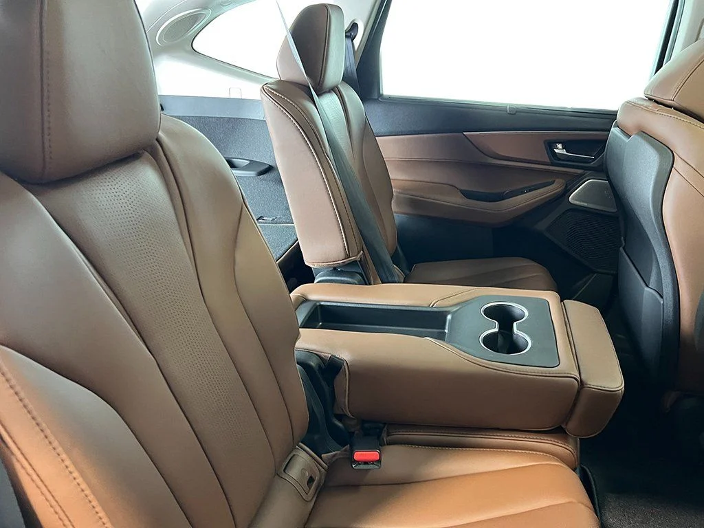 New 2026 Majestic Black Pearl Acura w/Technology Package image 39
