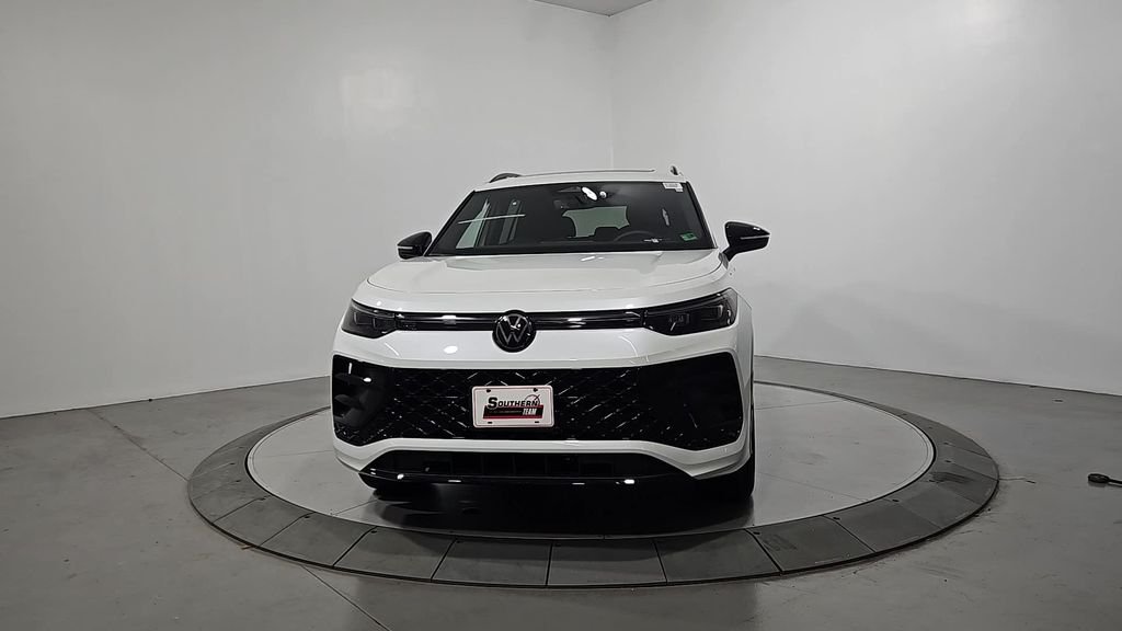 New 2026 White/off-white Volkswagen SE R-Line Black image 8