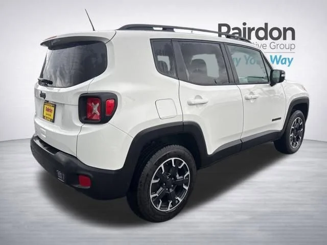 Used 2023 Alpine White Clearcoat Jeep Upland image 7