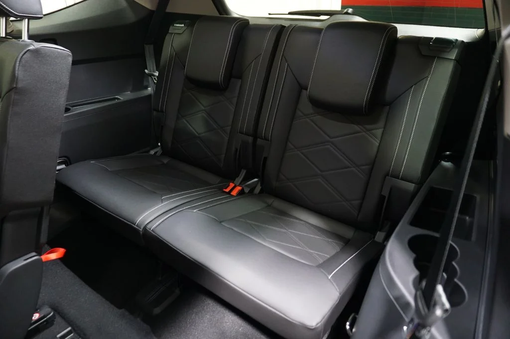 New 2026 Green Volkswagen 2.0T SE w/Technology image 12