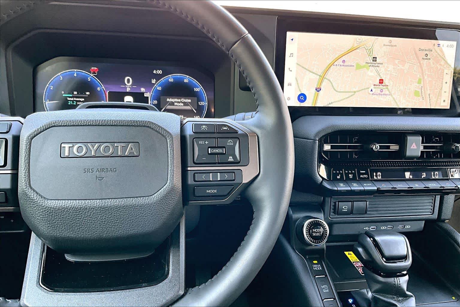 Used 2025 Wind Chill Pearl Toyota  image 25
