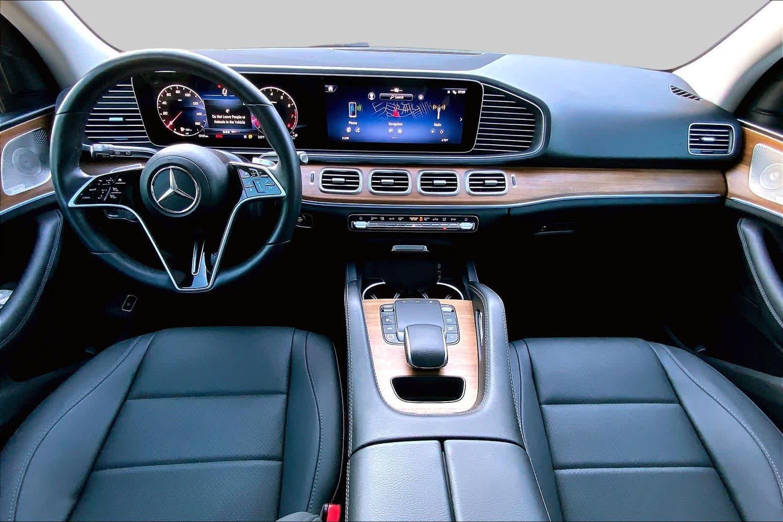 Used 2025 Selenite Grey Metallic Mercedes-Benz GLE 350 image 16
