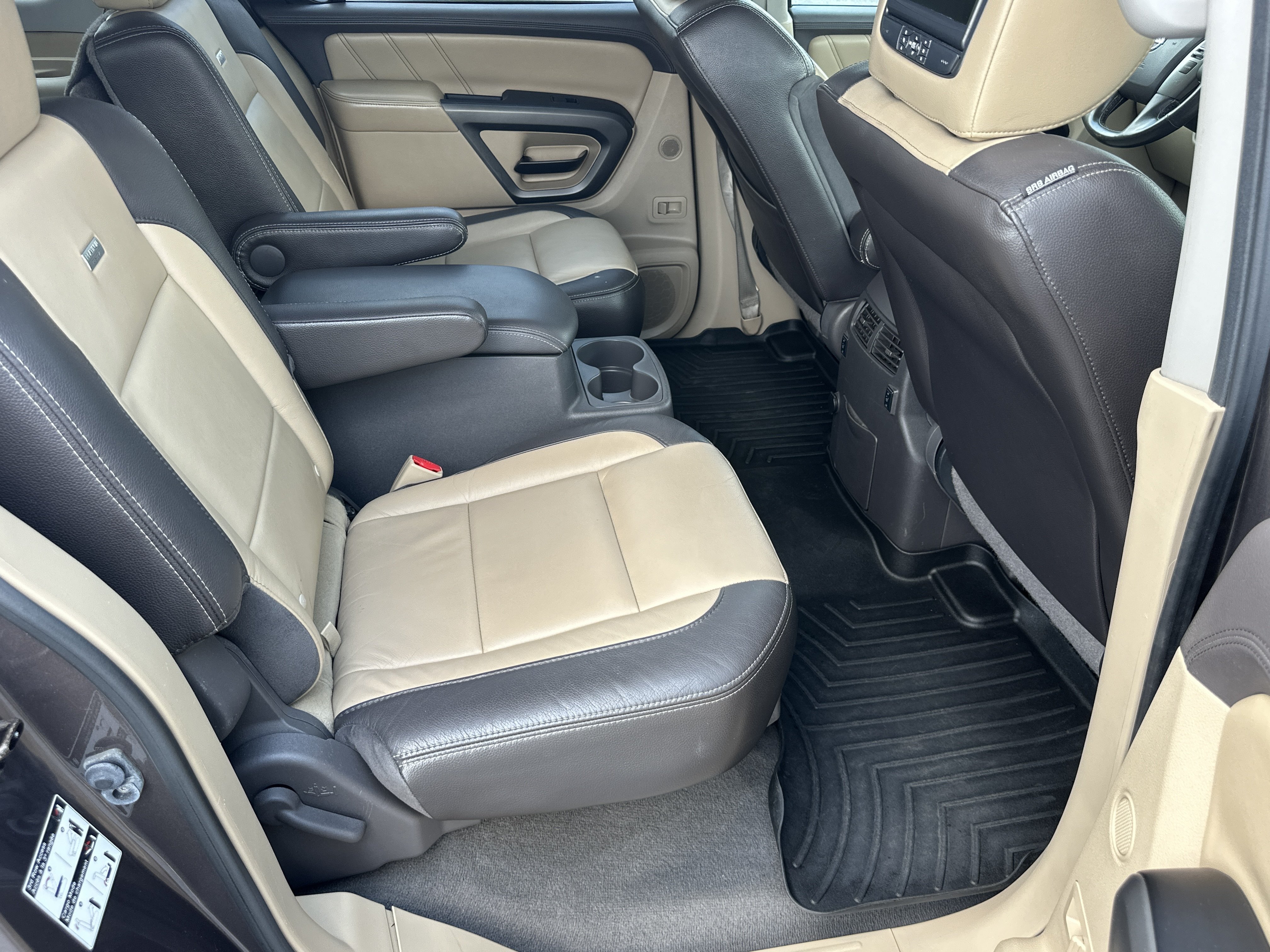 Used 2015 Java Metallic Nissan Platinum image 15