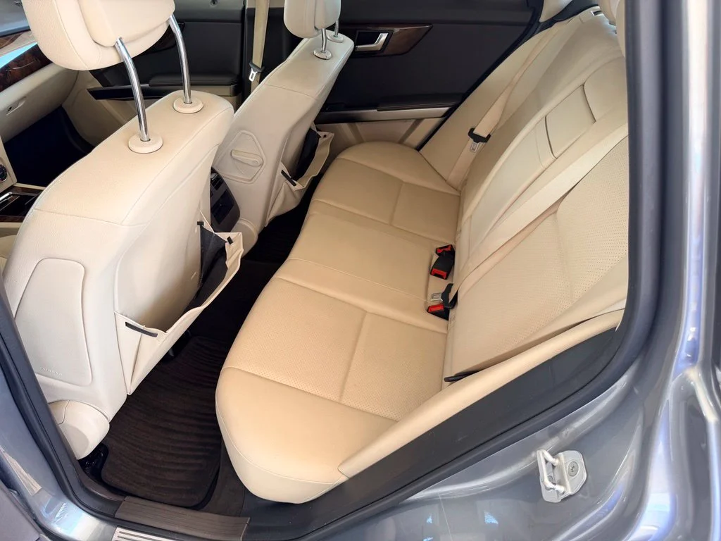 Used 2013 Silver Mercedes-Benz GLK 350 image 23