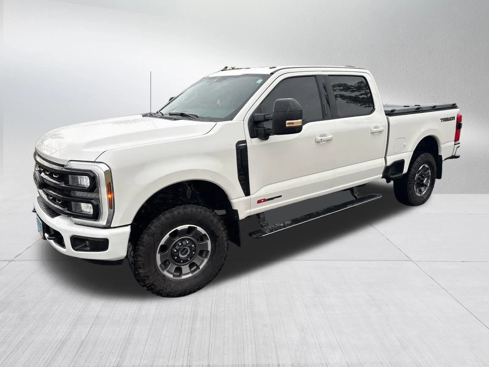 Used 2024 Star White Ford LARIAT image 11