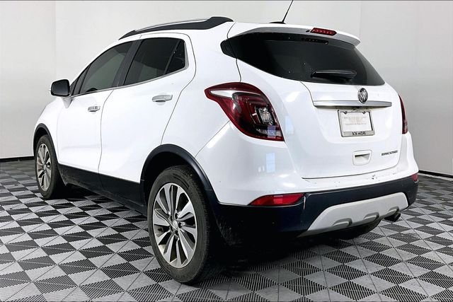 Used 2019 White Buick Preferred image 2