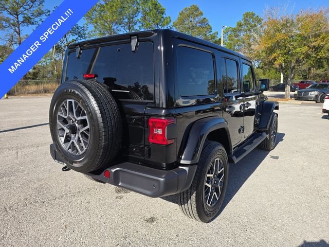 New 2026 Black Clear-Coat Exterior Paint Jeep Sahara image 4