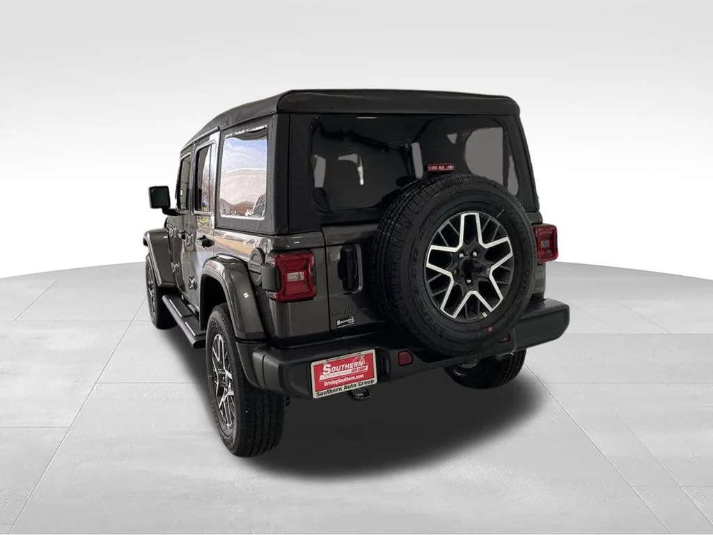 2025 Jeep Wrangler 4-Door Sahara - Photo 8
