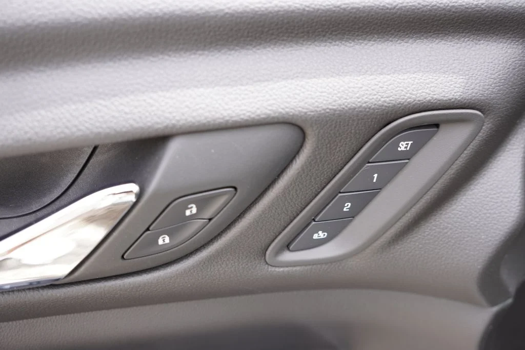 2022 GMC Acadia Denali - Photo 25