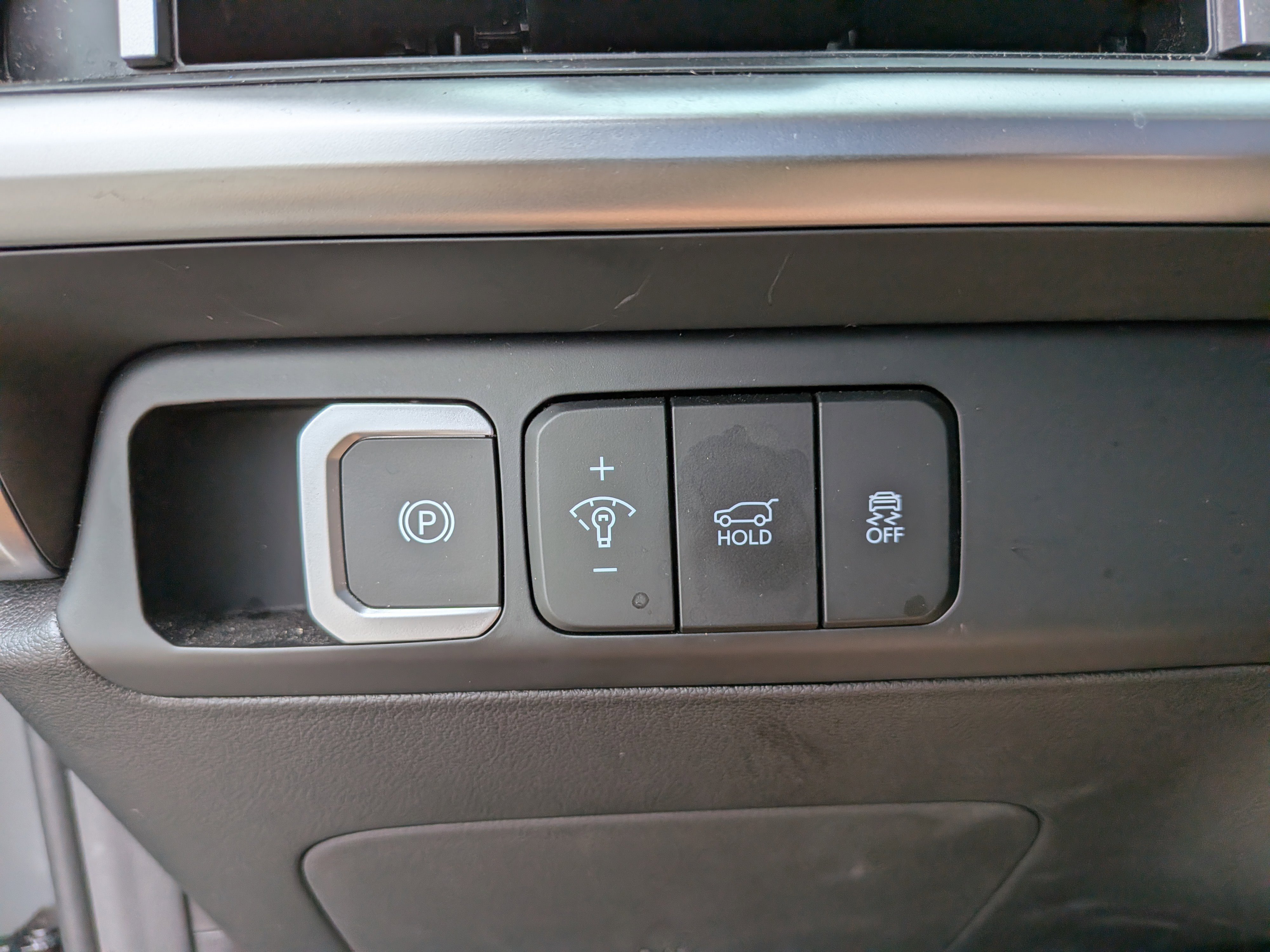 Used 2025 Hampton Gray Hyundai SE image 22