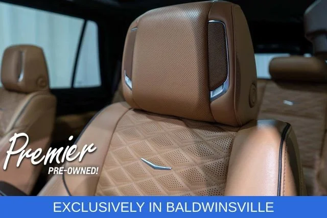 Used 2021 BLACK RAVEN Cadillac Sport image 23