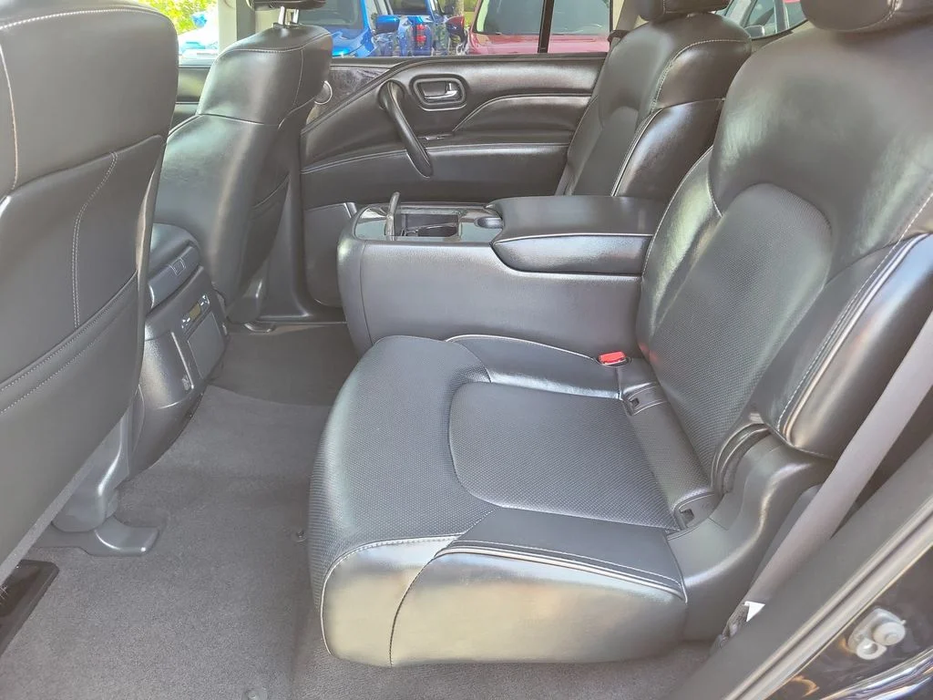 Used 2021 Black INFINITI LUXE image 12