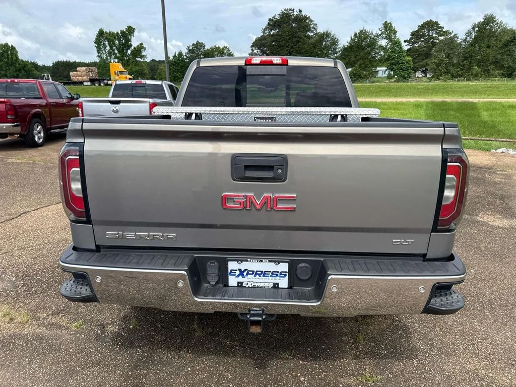 Used 2017 Gray GMC SLT image 14
