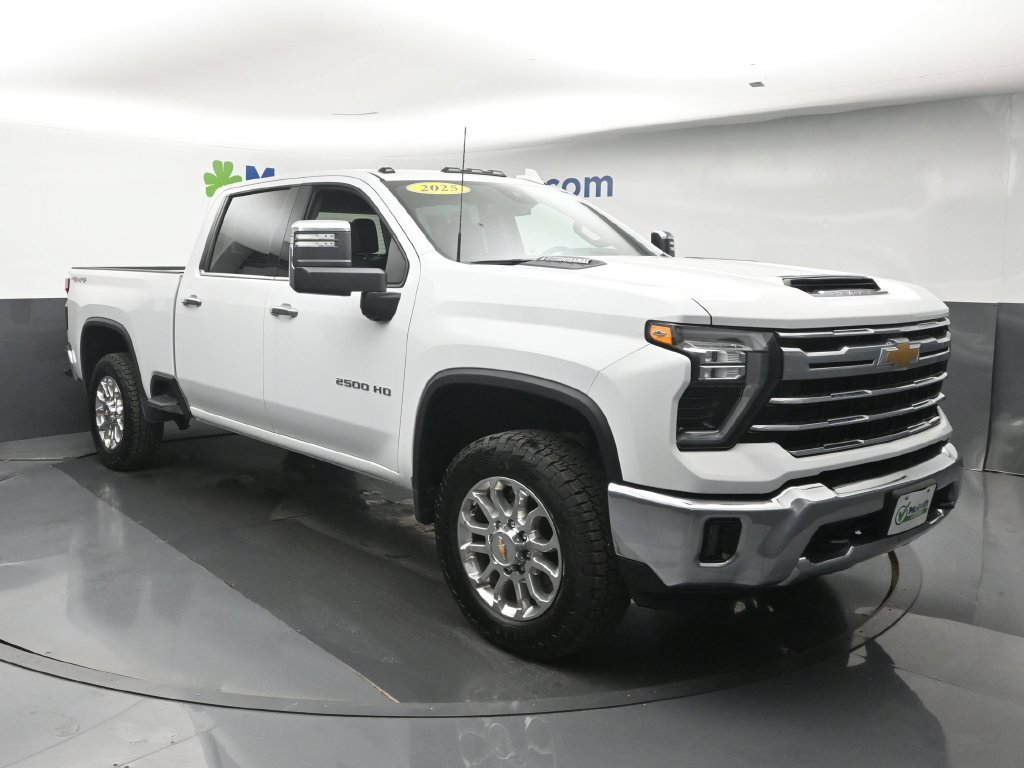 Used 2025 White Chevrolet LTZ image 2