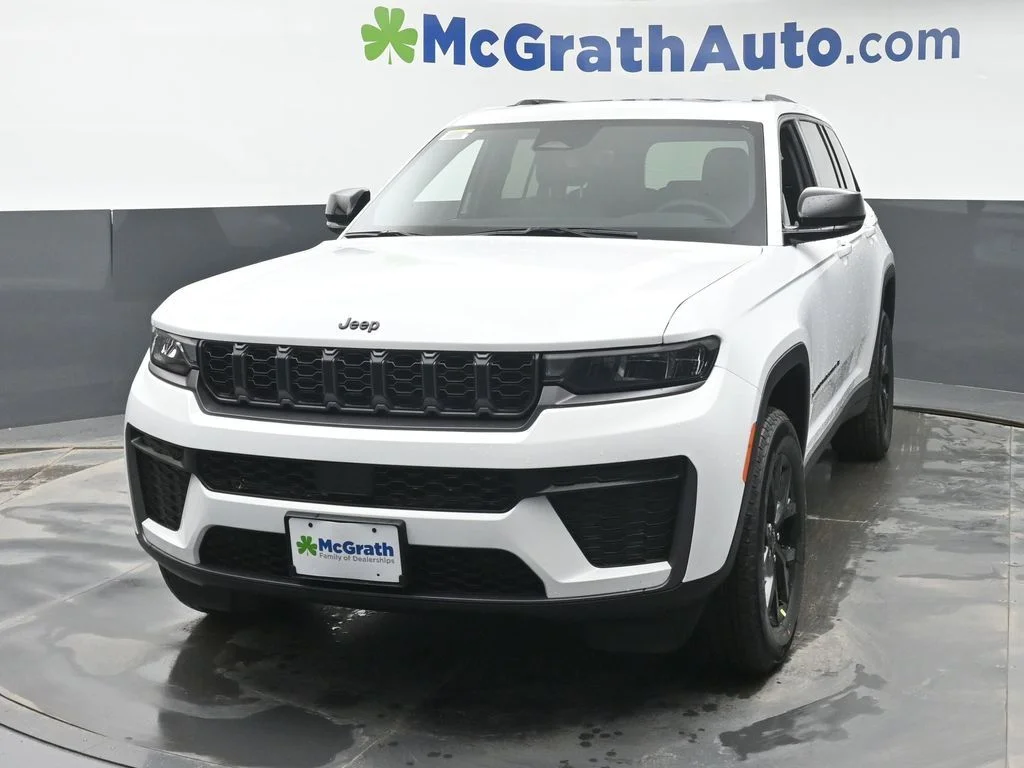 New 2026 White Jeep Altitude image 6