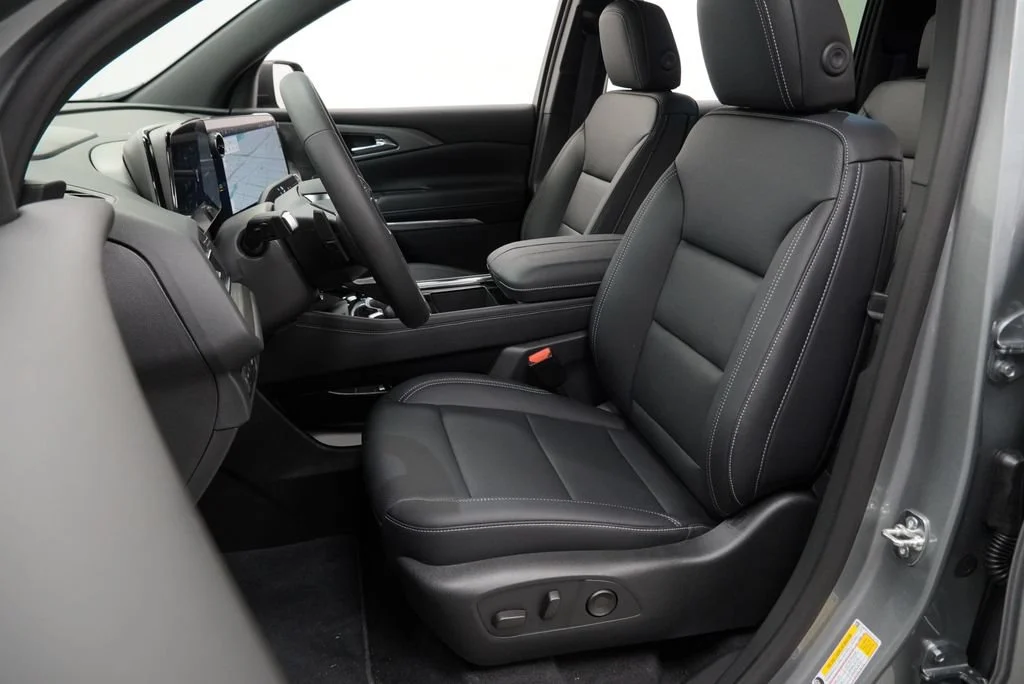 2027 Chevrolet Traverse LT - Photo 7