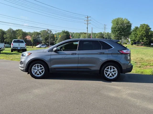Used 2024 Gray Ford SEL image 10