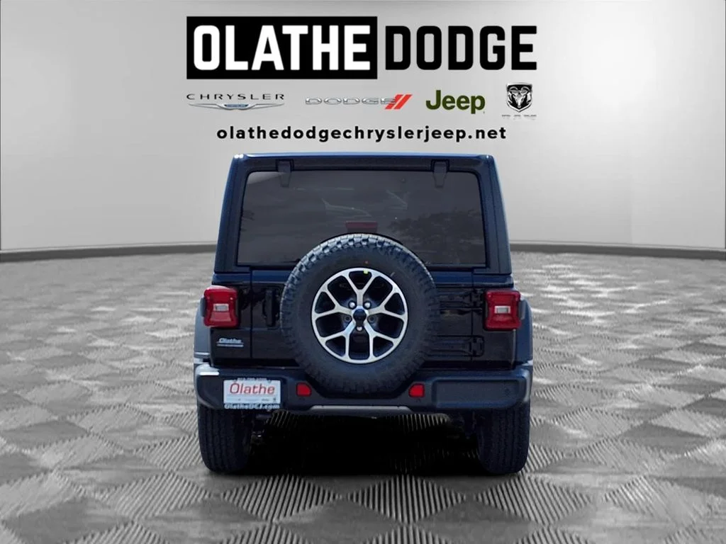 New 2026 Black Clear-Coat Exterior Paint Jeep Sport S image 26