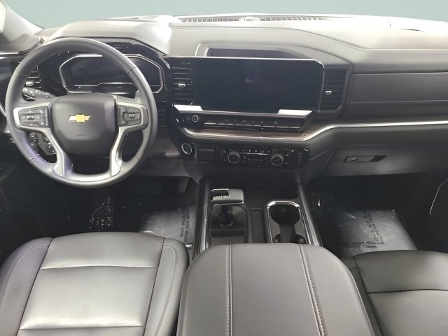 Used 2024 Lakeshore Blue Metallic Chevrolet LT image 20