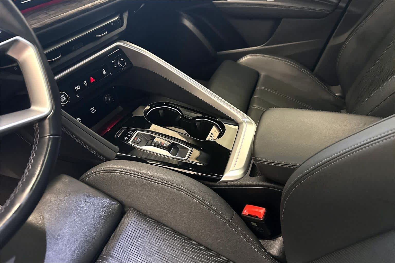 Used 2025 Glacier White Metallic Audi Premium Plus image 17