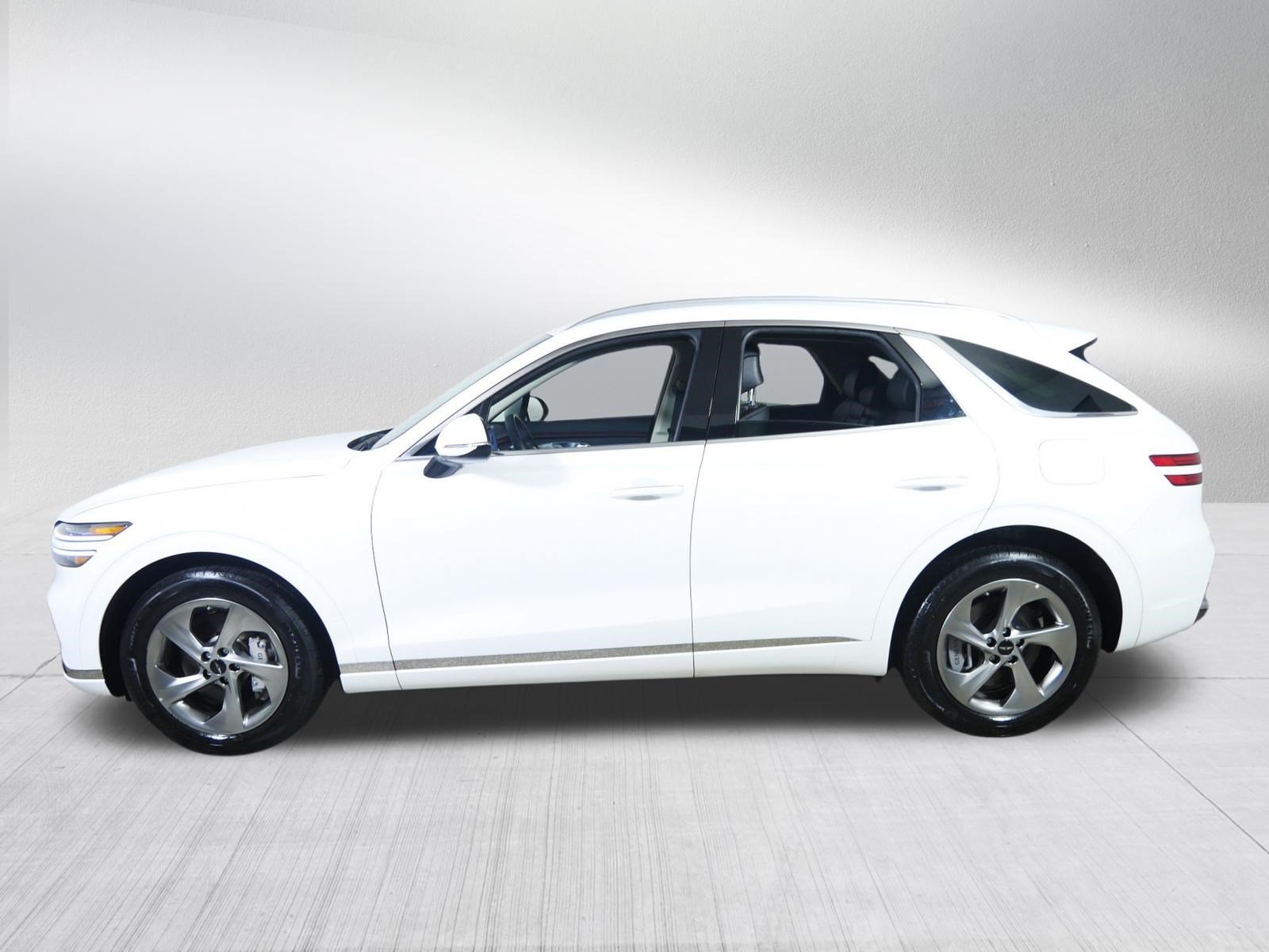 Used 2026 Uyuni White Genesis 2.5T Select image 4