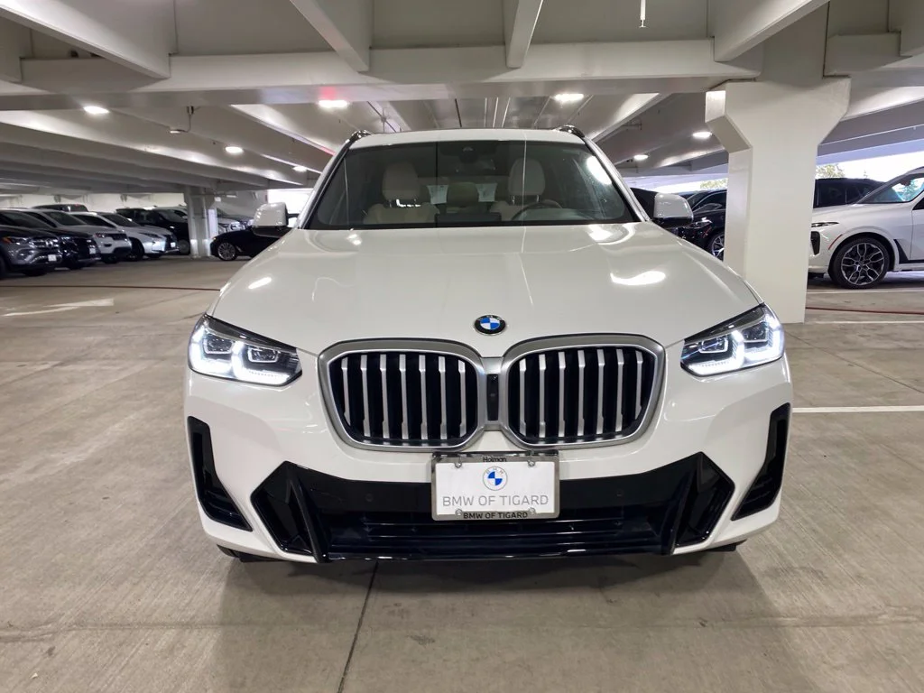 Used 2023 Alpine White BMW xDrive30i image 2
