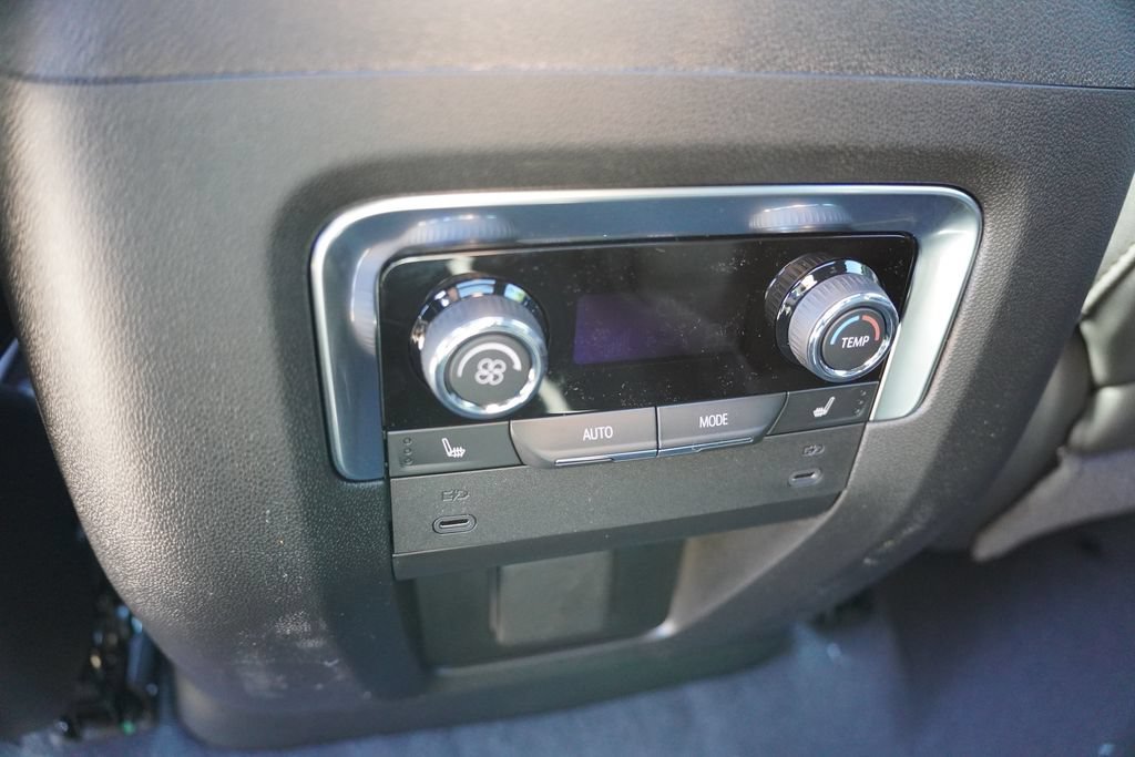 2026 Chevrolet Tahoe High Country - Photo 15