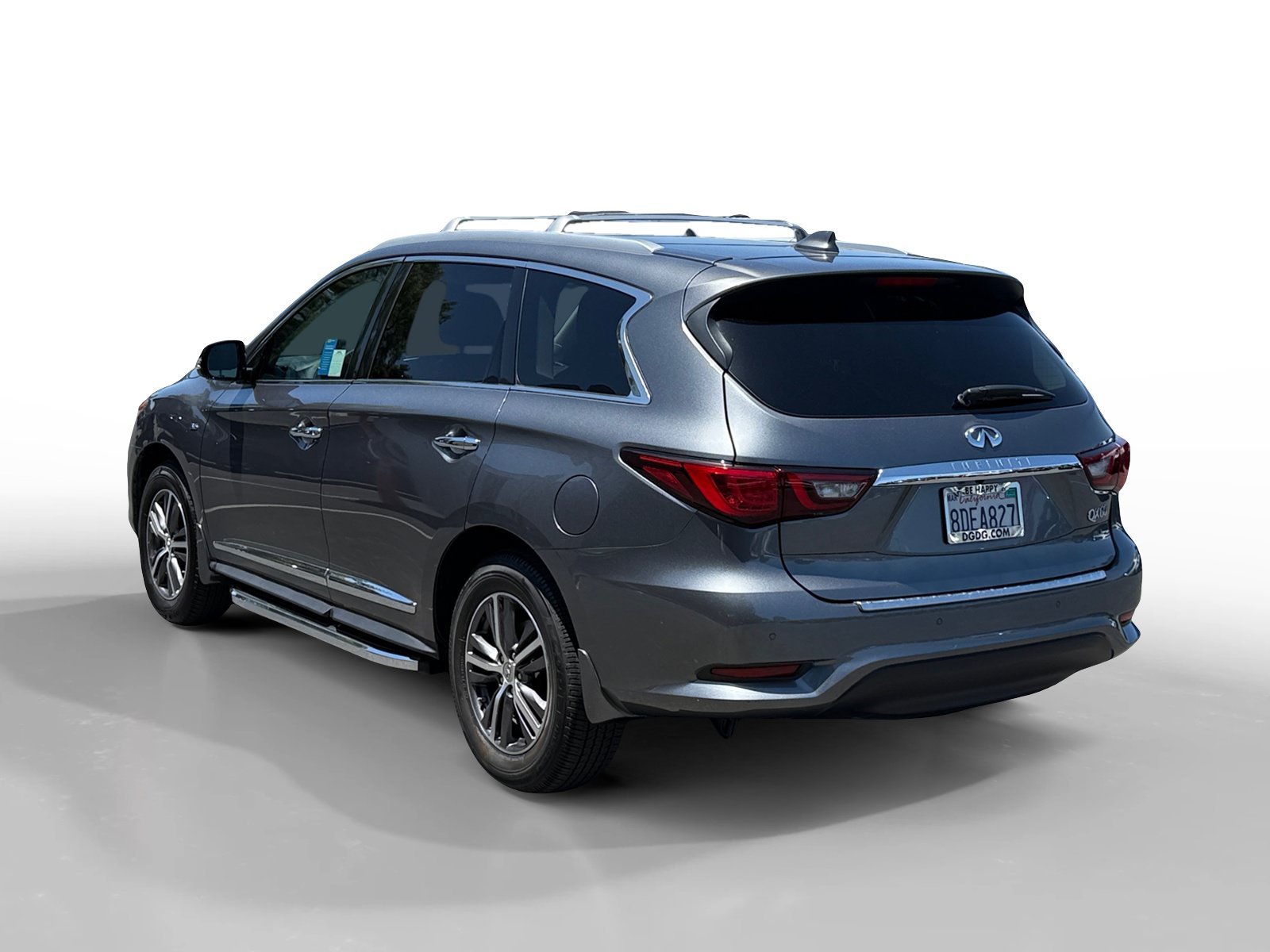 Used 2018 Gun Metallic INFINITI Base image 3