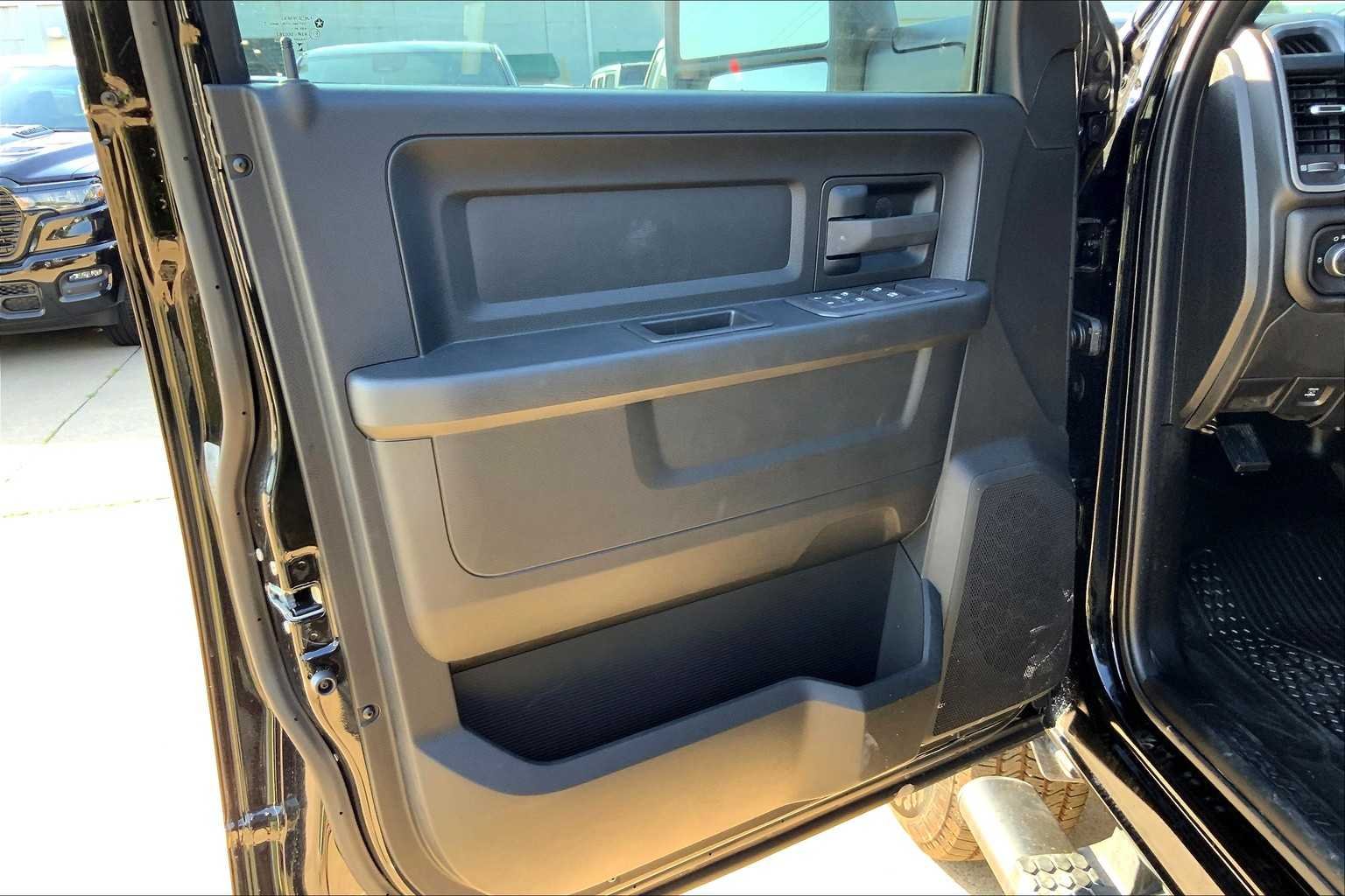 2026 RAM 2500 Tradesman - Photo 10