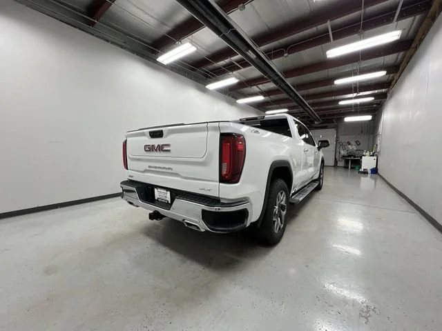 2026 GMC Sierra 1500 SLT - Photo 8