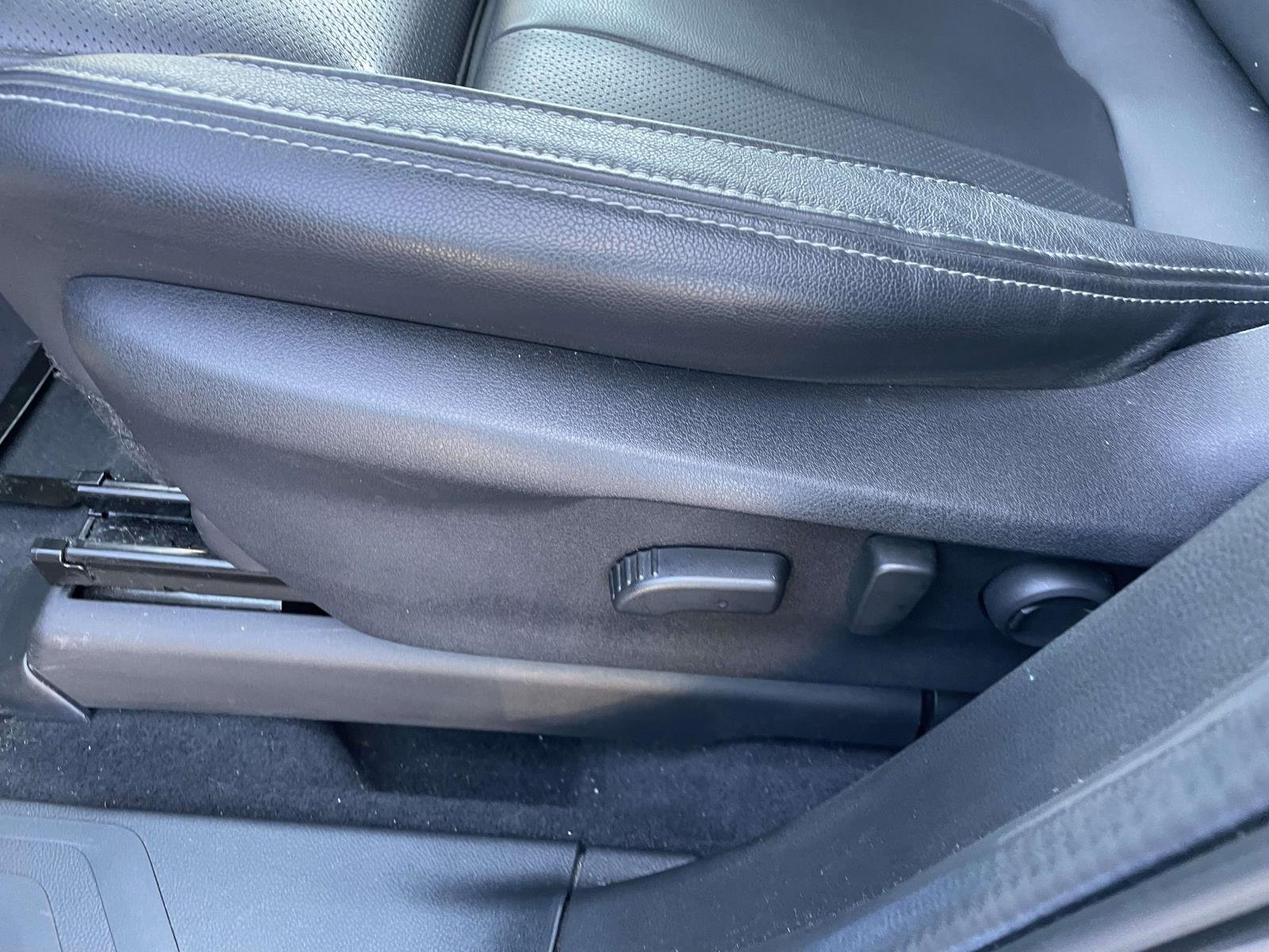 Used 2022 Magnetite Gray Metallic Subaru Limited image 20