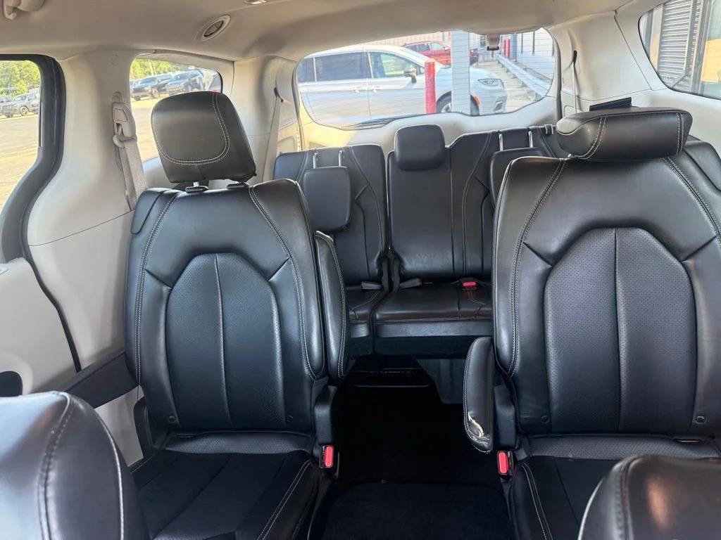 Used 2023 Blue Chrysler Touring L image 33